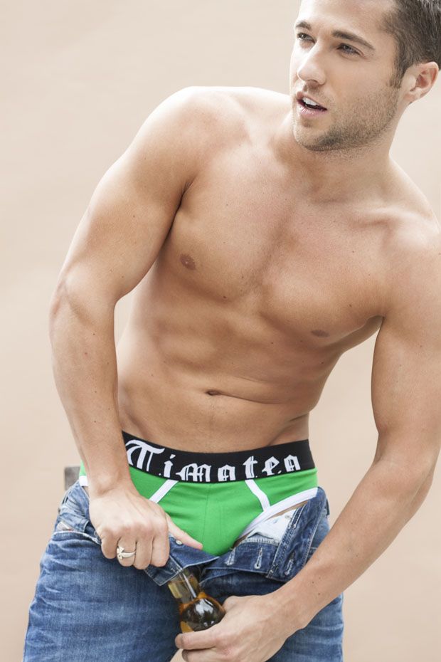 Colby Melvin calzoncillos