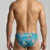parte trasera slip tropical azul Manstore M800 ajustado al cuerpo