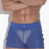 Vista frontal Mini Short Code 22 Openwork azul, mini short transparente para hombre