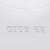 Detalle del logo bordado Code 22 en el pecho de la sudadera Off White.