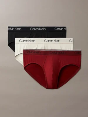 Pack de 3 slips Calvin Klein Micro Stretch en colores negro, blanco y rojo.