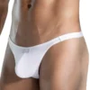 Vista lateral del Tanga Clever Luxury Blanco para hombre, destacando las tiras ajustables y el tejido elástico.