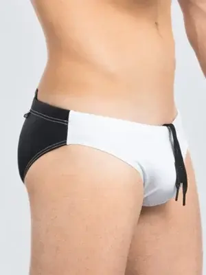 Bañador Slip Hombre Yeah! Original Stage Blanco Negro