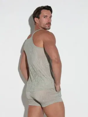 Vista trasera del Tanktop Code 22 Brigade kaki con diseño semitransparente y patrón jacquard