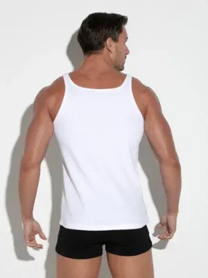 Espalda del modelo luciendo tanktop blanco entallado de tirantes de Code 22