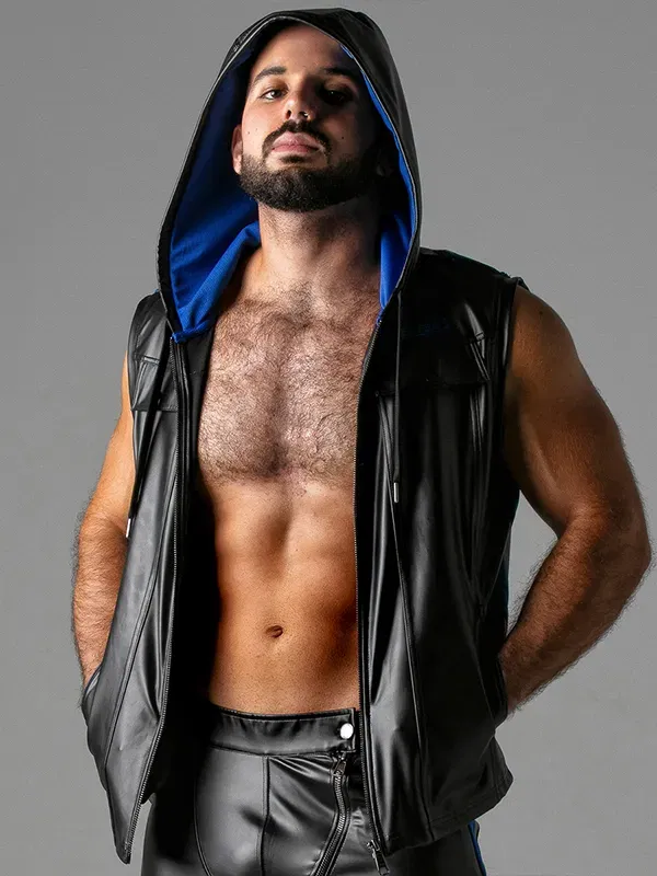 chaleco con capucha efecto cuero Locker Gear negro azul