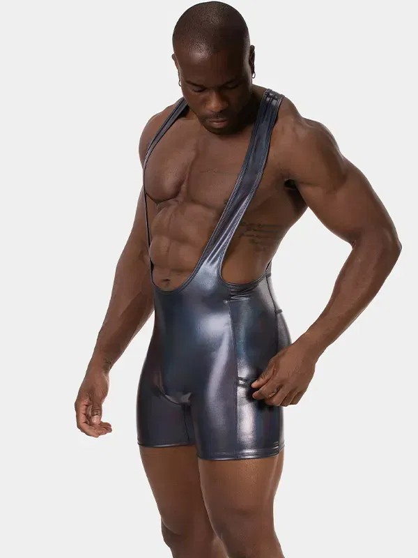 vista 3/4 singlet multicolor efecto prisma corte atlético