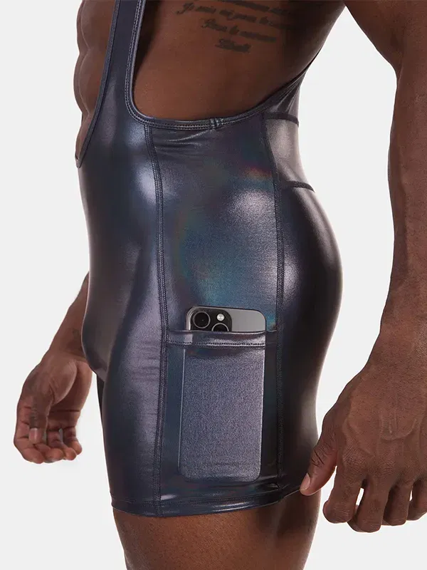 detalle bolsillo lateral singlet Bazo Multicolor con acabado brillante