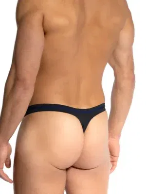 Vista trasera del ministring Olaf Benz RED2506 antracita con perfil reducido y línea limpia.