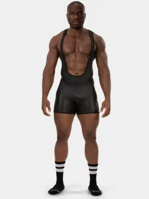 Singlet Barcode Berlin Versos Efecto Cuero Negro