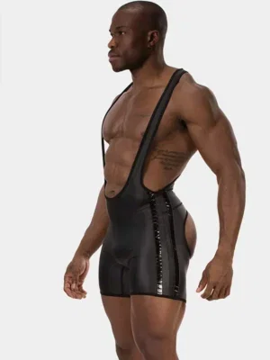 Singlet Barcode Berlin Versos Efecto Cuero Negro