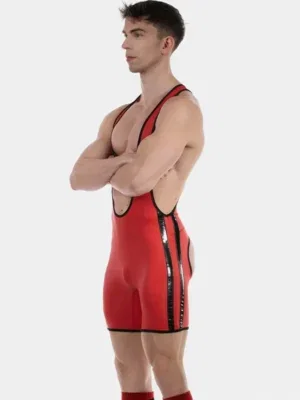 Singlet Barcode Berlin Versos Efecto Cuero Rojo