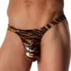 Vista frontal del Tower String Manstore M2568 tiger con estampado animal y frontal estrecho.