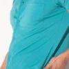 Detalle frontal con botones tonales y bolsillo de pecho, Camisa Code 22 Silken Teal, Code 22
