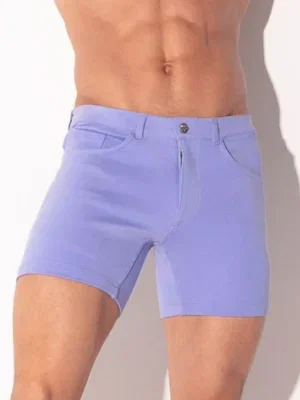 Vista frontal en detalle con botón metálico, cremallera y bolsillo monedero, Pantalón Corto Code 22 Iconic 5 Pocket Powder Blue, Code 22