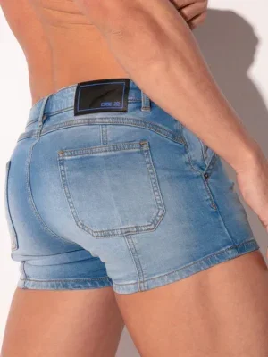 ista tres cuartos trasera short vaquero Code 22 azul con costura trasera curva