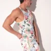 Vista lateral derecha con sisas amplias y estampado floral tropical, Camiseta Tirantes Code 22 Silken Blanca, Code 22