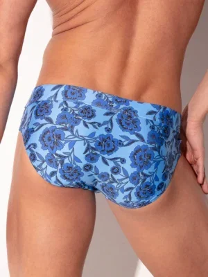 Vista trasera en primer plano del estampado floral, bañador slip push up Code 22 Melbourne