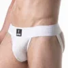 Vista lateral del Suspensorio Leader Sport Mesh Blanco con cinturilla jacquard tonal de 60 mm y textura de mesh perforado en el frontal.