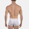 Vista trasera del boxer blanco Stellan de Barcode Berlin con pernera corta