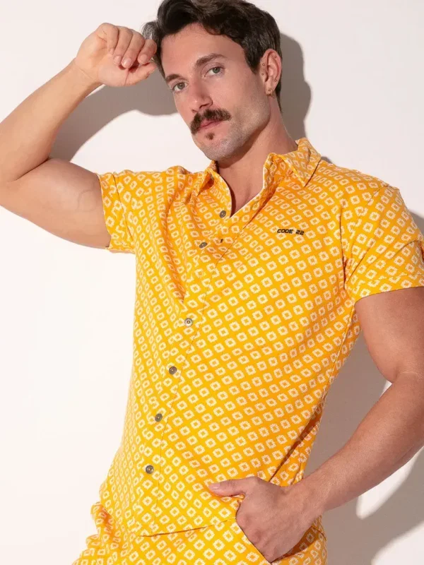 Camisa Code 22 Iconic Slim Fit Mustard