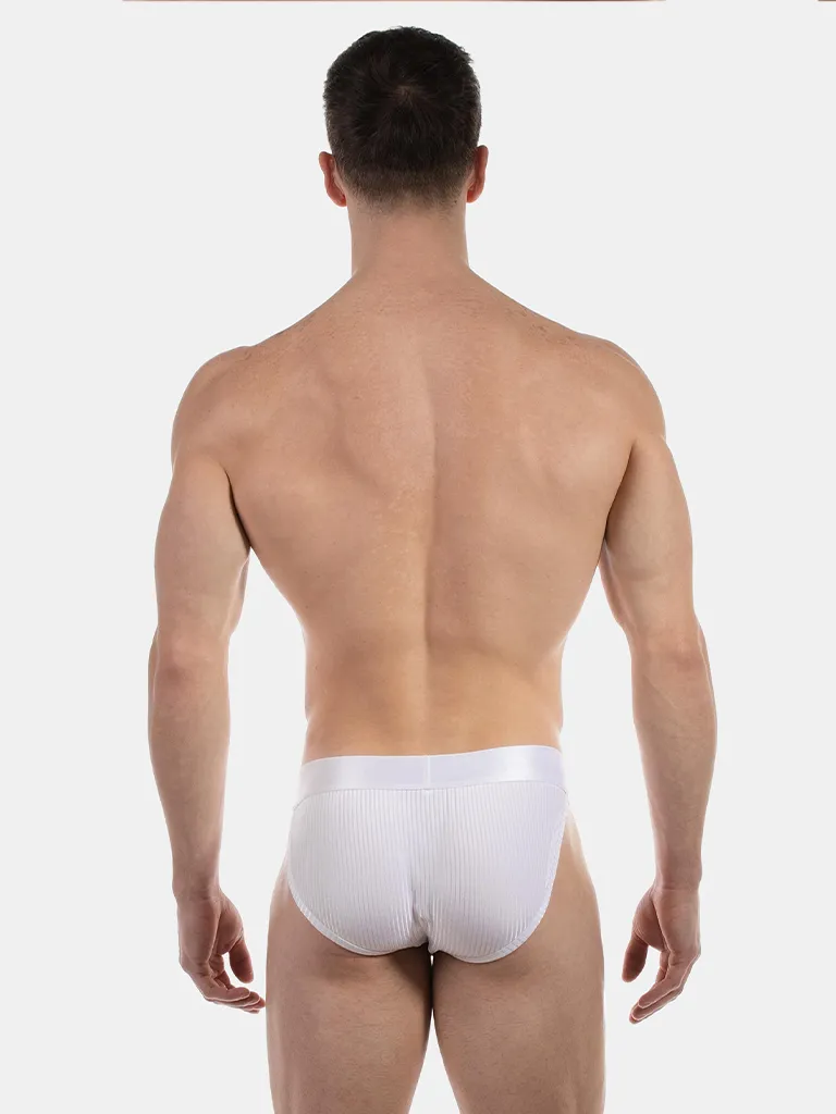 Vista trasera del slip bikini blanco Viggo de Barcode Berlin