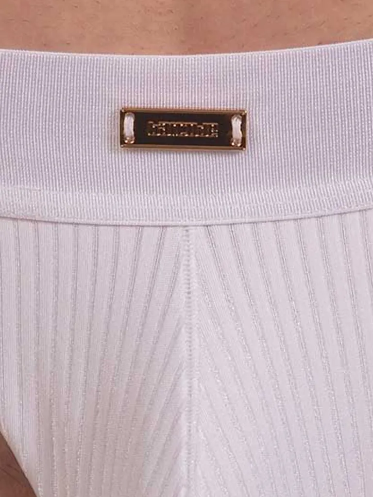 Detalle frontal del tanga hombre blanco Julian de Barcode Berlin con cinturilla elástica